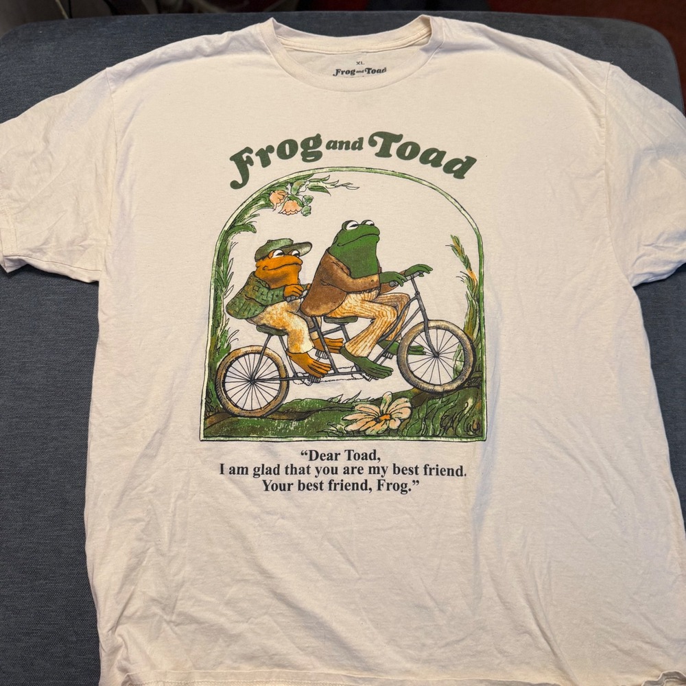 Frog and Toad Together Graphic T-Shirt XL Cream Tandem Bike Best Friend Quote